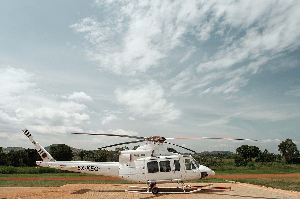 Bell 412 exterior