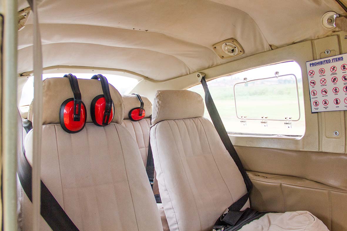 Cessna 210 cabin interior